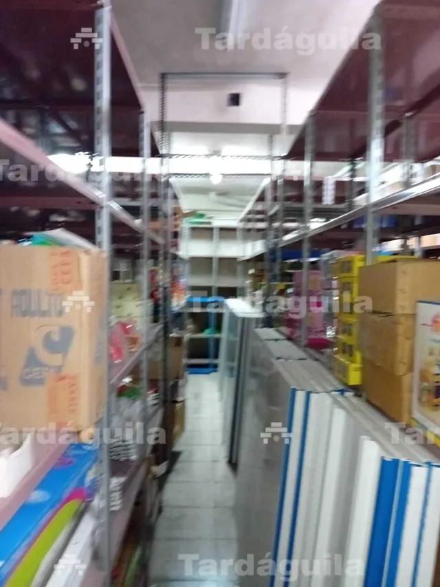 LOCAL EN BRUTO JUNTO AL CORTE INGLES — 2