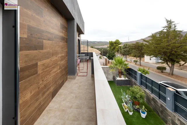 Impresionante Chalet con Piscina y Vistas Espectaculares ‍♂️ — 36