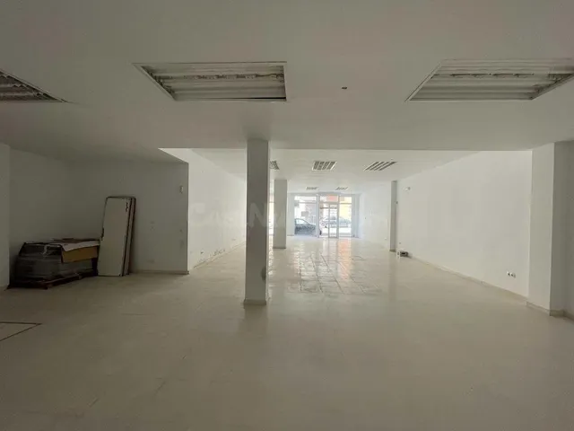 Local comercial 802m² en venta - Andalucia — 5
