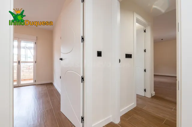 Casa con dimensiones de CHALET en Alfacar, 7 dorm. REFORMA RECIENTE (Sin terminar). — 46