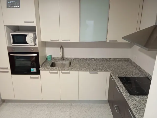 Grupo la Noria Vende Casa Reformada con Patio en Pozohondo. - foto 3