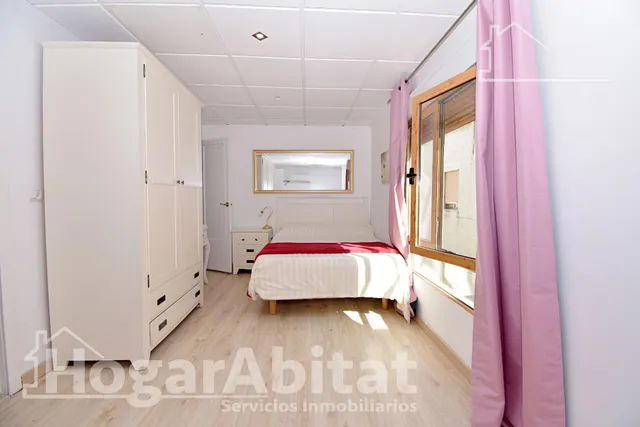 Precioso ático dúplex, impecable y luminoso, todo amueblado y en pleno centro histórico — 12