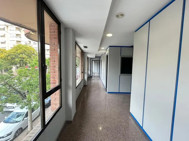 Oficina sin igual en el cruce de la avenida novelda y libertad — 19