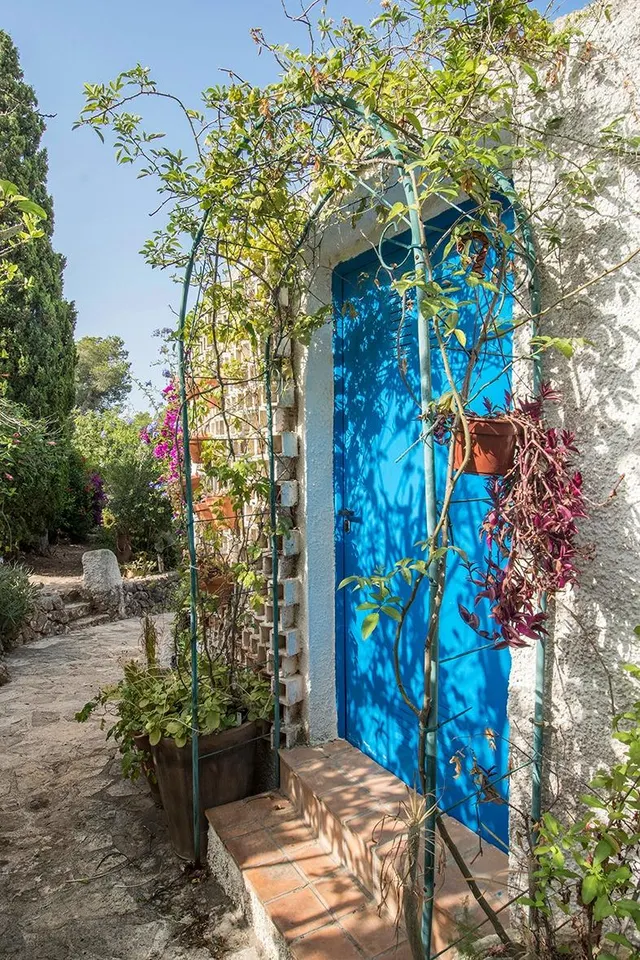 Villa con el encanto de una casita de campo con vistas al mar en Jávea — 25