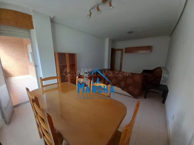 *250.000€* INMOBILIARIA LA MANCHA VENDE PISO DE 4 habitacion - foto 2