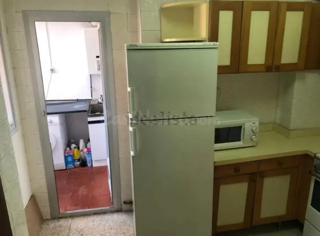 *SE ALQUILA PISO EN CALLE DORADA 1, IDEAL PARA ESTUDIANTES C - foto 3