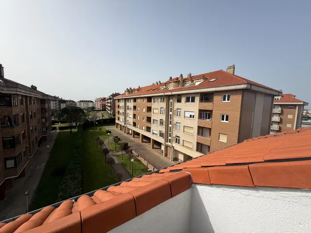 Ático en Valdenoja con pequeña terraza — 13