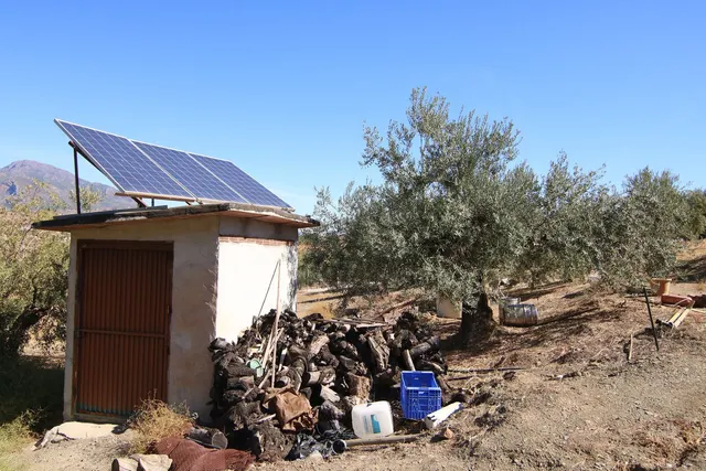 Finca rural con proyecto turístico en Tolox (Málaga) - 6.000 m² — 11
