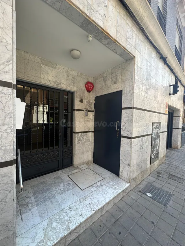 PLAZA DE GARAJE INGENIERO CANALES Nº7 - foto 2