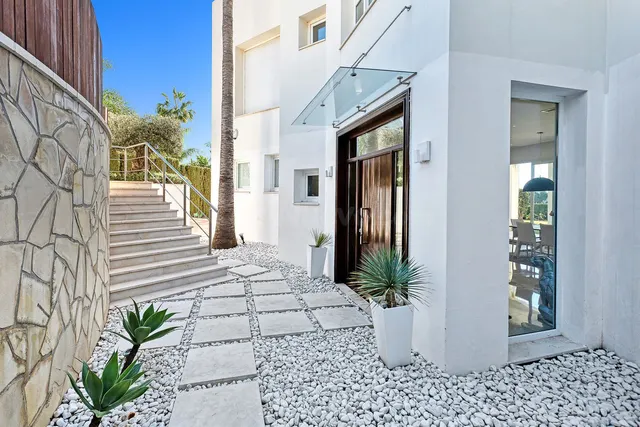 Chalet 4 habitaciones 342m² en venta - Marbella - foto 2