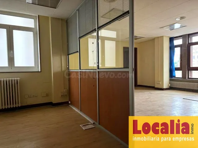 Excepcional local para oficinas en Santander. — 7