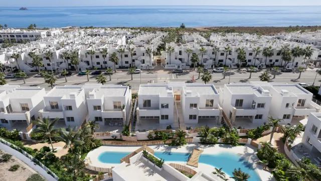 Villa 3 habitaciones 225m² en venta - Urbanizacion mar de pu