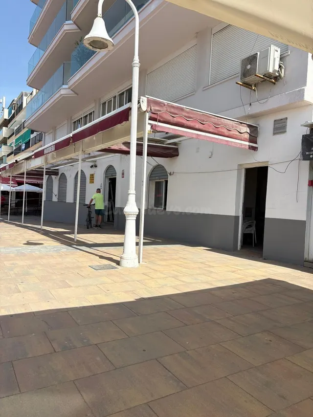 ¡Magnifico Local y éxito garantizado en primera línea de pla - foto 5