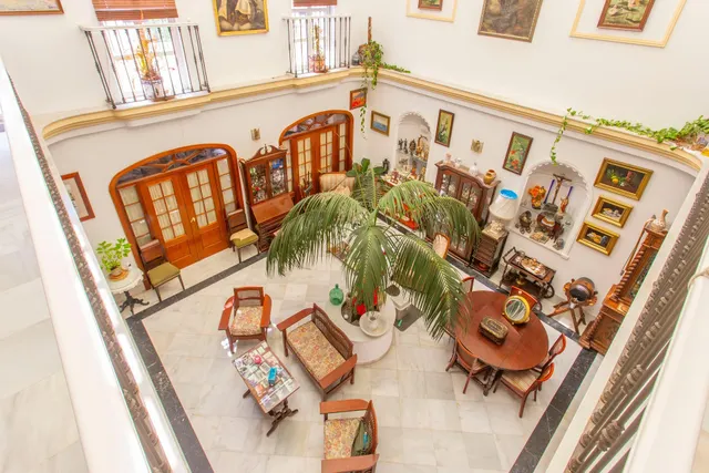 Exclusiva casa con jardín en el centro de El Puerto de Santa María — 42