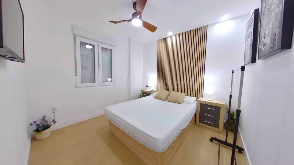 habitación  en piso en el centro de Alicante