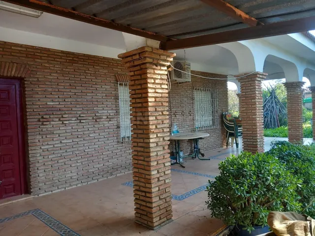 Chalet en Carmona zona Torrepalma - foto 4