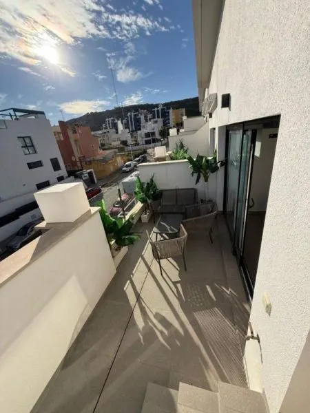 Villa 3 habitaciones 150m² en venta - Zona Pueblo — 30