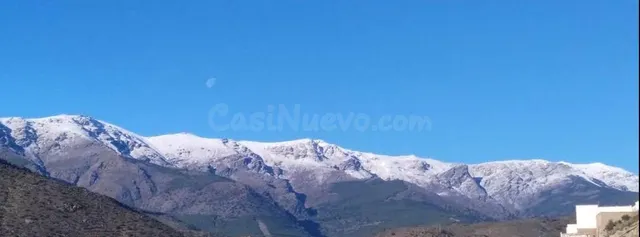 Invernadero en venta en Abla – 27.000 m2 con balsa, nave y c - foto 2