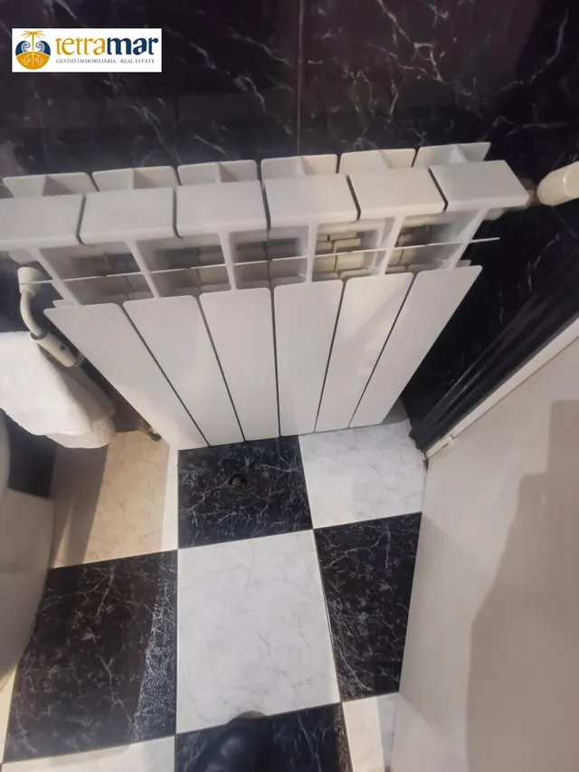 Amplio piso en pleno centro de cornellà con gran terraza — 23