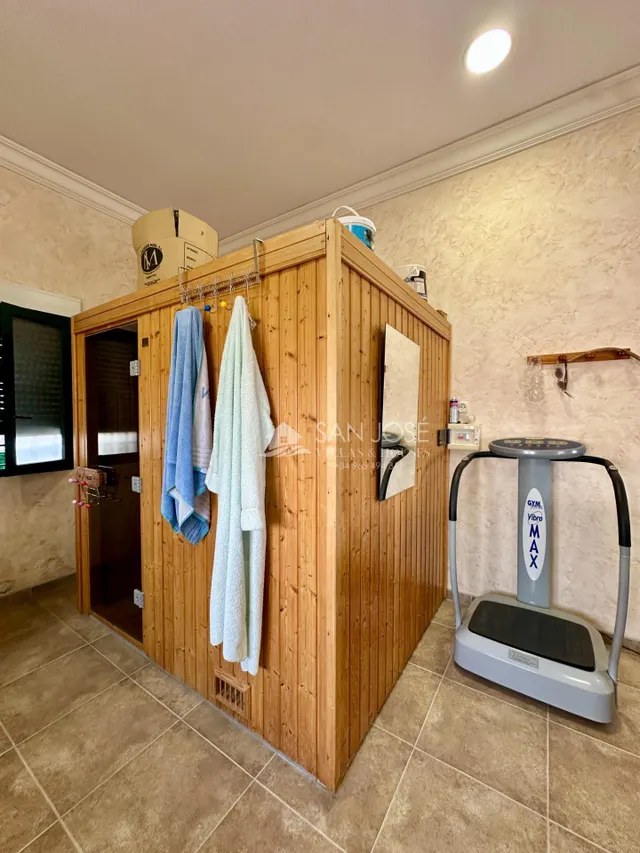 SE VENDE CASA EN MUY BUEN ESTADO EN EL CENTRO DE ASPE — 20