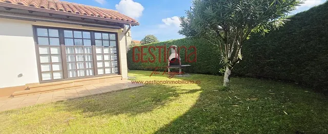 CASA INDEPENDIENTE DE PLANTA BAJA CON PISCINA. GALIZANO — 38