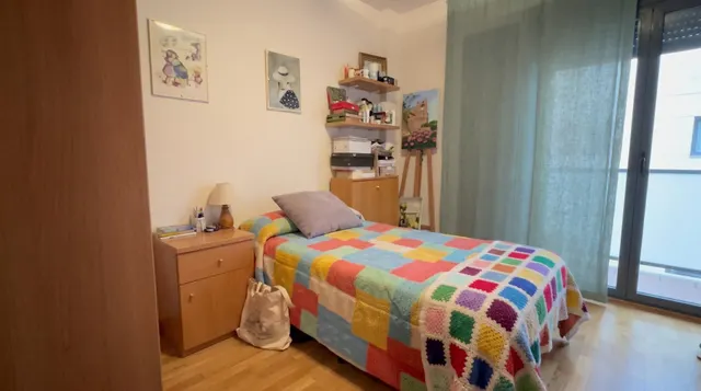 ¡Fantástica casa de tres plantas en el centro del pueblo! — 19