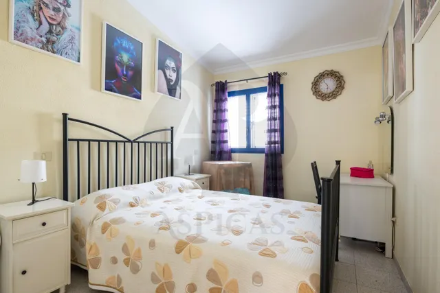 Dúplex de 4 dormitorios con 2 plazas de garaje y trastero en Valsequillo — 18