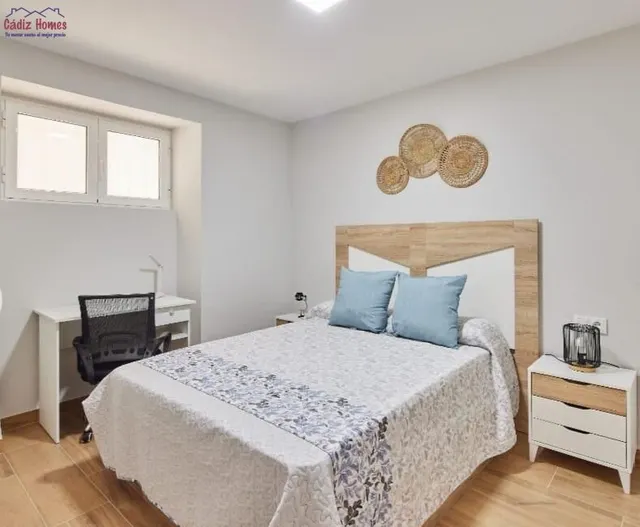 Vivienda a escasos metros del teatro falla — 9