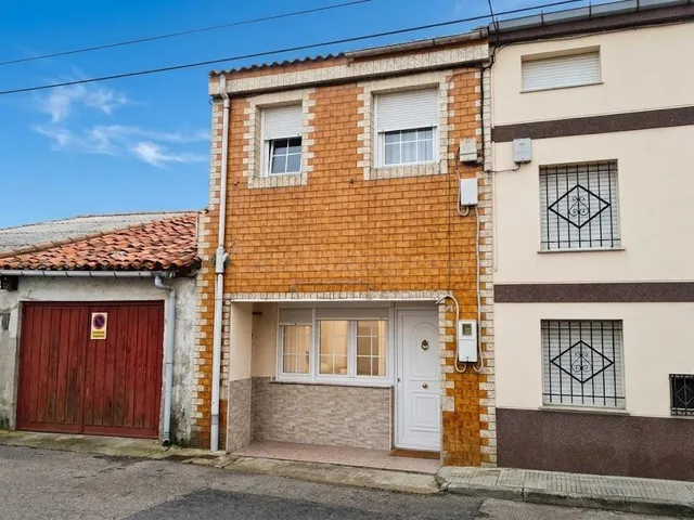 Se vende Adosado en la provincia de Cantabria - foto 2