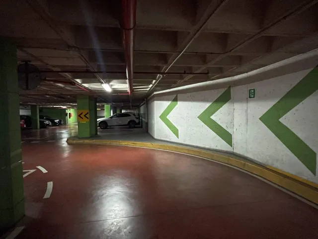 ¡Oportunidad única! Plaza de garaje en venta en Elche – Zona Plaza de Barcelona — 5