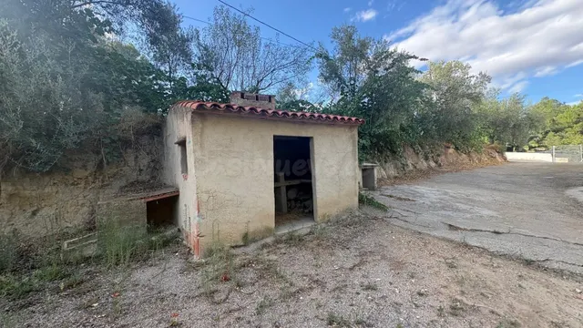 Impresionante Chalet en Almansa con Piscina y en plena Natur - foto 5