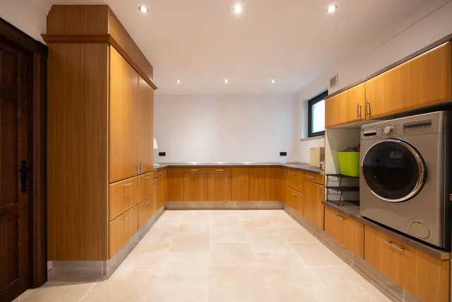 Chalet 4 habitaciones 600m² en venta - Riviera del sol — 44