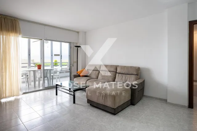 PISO EN PRIMERA LÍNEA DE PLAYA — 21