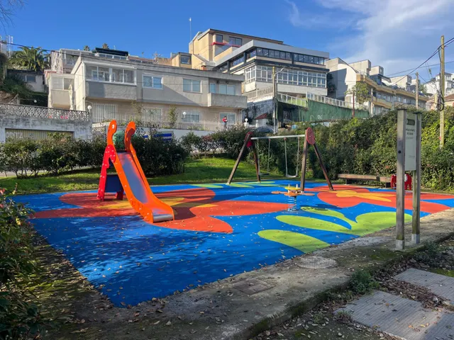 Casa para rehabilitar, con vistas al mar, en As Xubias — 16