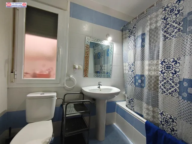 Piso Amplio y Luminoso en Rondilla C.V. de dos dormitorios, dos baños, PG y trastero — 12