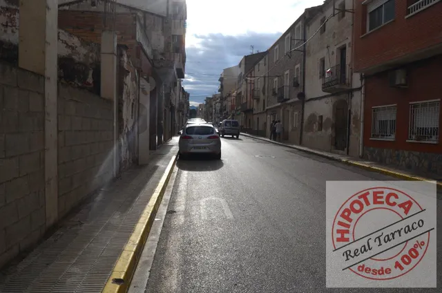 “Oportunidad: local de 56 m2 en pleno Raval de Crist" — 13