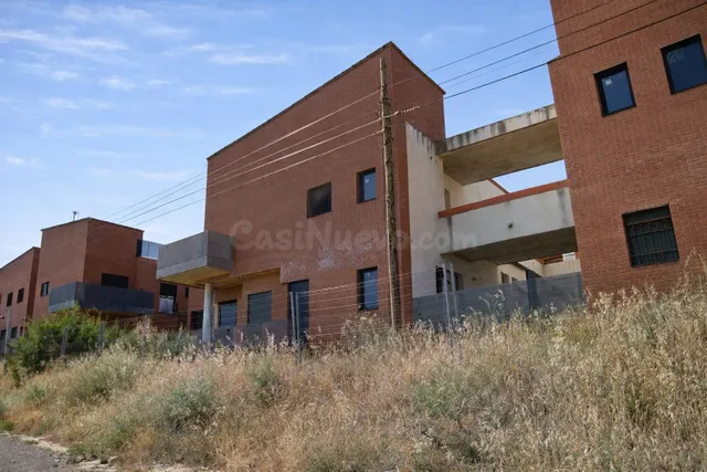 Promoción de obra parada del año 2007 al 50%, Suelo urbaniza - foto 4