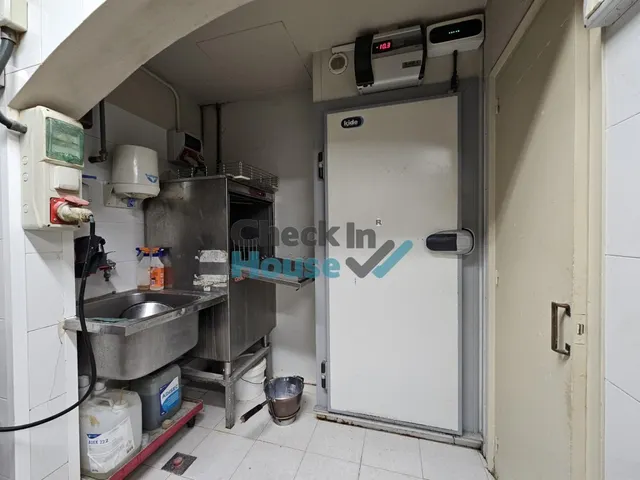 Local comercial en Alquiler en Celra Girona — 15