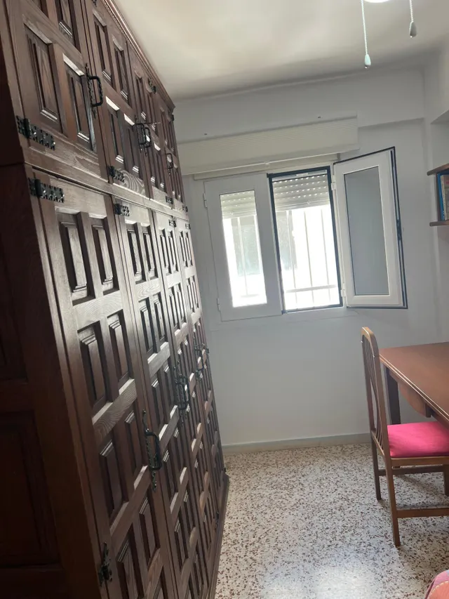 SE ALQUILA PISO PARA LARGA TEMPORADA — 19