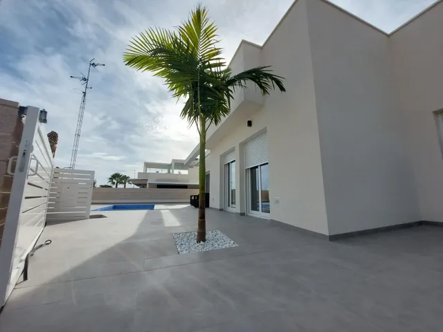 Villa Pareada en La Herrada, Los Montesinos. — 10