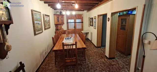 CASA RÚSTICA EN VENTA EN REGUMIEL DE LA SIERRA (BURGOS) - foto 4