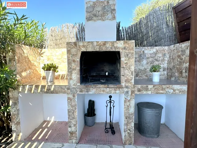 Amplia casa con piscina, chimenea y zona chill out en Cunit !!! — 21