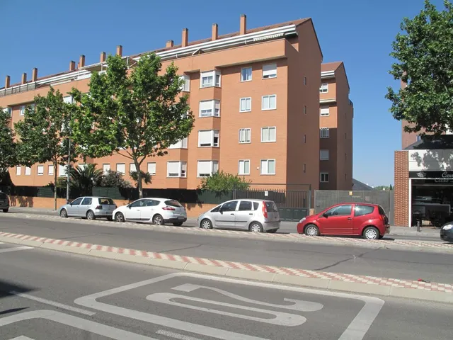 Se venden plazas de garaje en Rivas Vaciamadrid. - foto 3