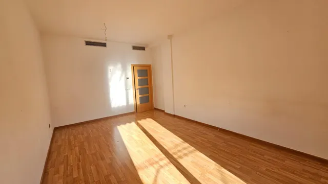CASA ADOSADA CON GARATGE I TRASTERO EN VILAJUÏGA — 10