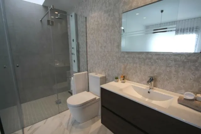 Casa moderna 3 dormitorios 144m² en San Miguel de Salinas — 35