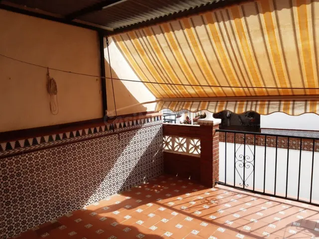 Casa en Centro de Arroyo de la Miel - foto 3