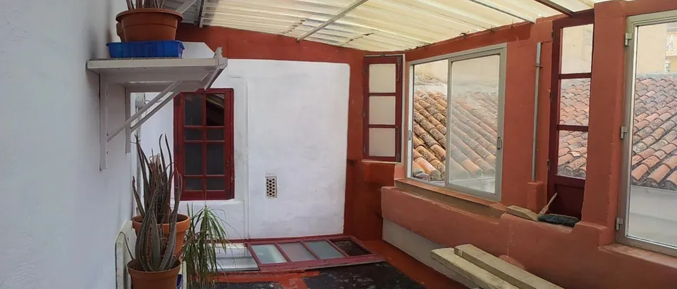 casa individual reformada patio con  dos locales