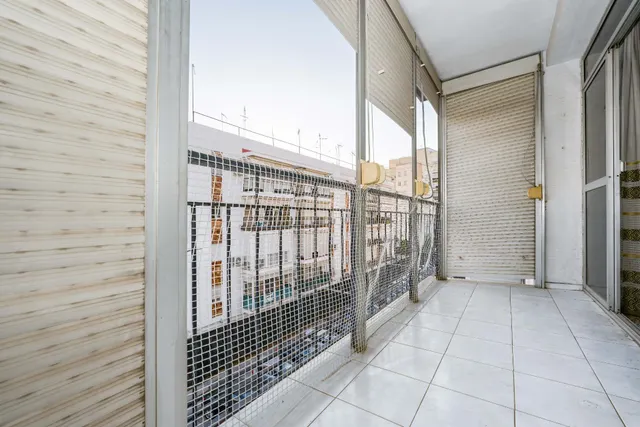 PISO EXTERIOR DE 4 DORMITORIOS Y TERRAZA — 12