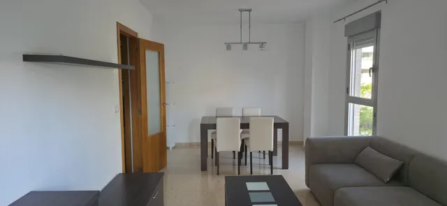 SE VENDE PISO SEMI-NUEVO DE 4 DORM ZONA ALTABIX-UNIVERSIDAD — 7