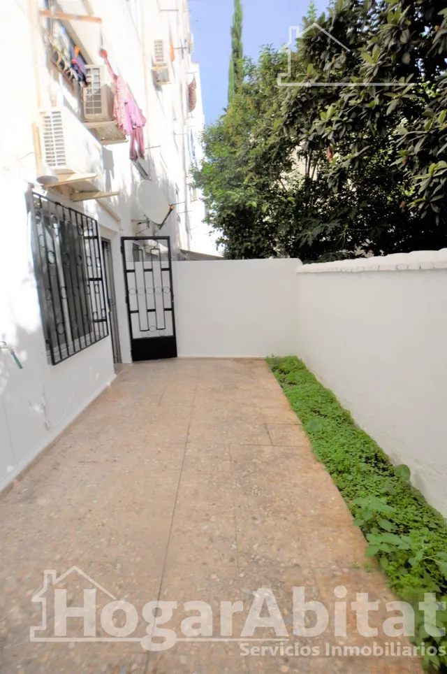 Dos terrazas privadas en esta luminosa planta baja exterior — 20